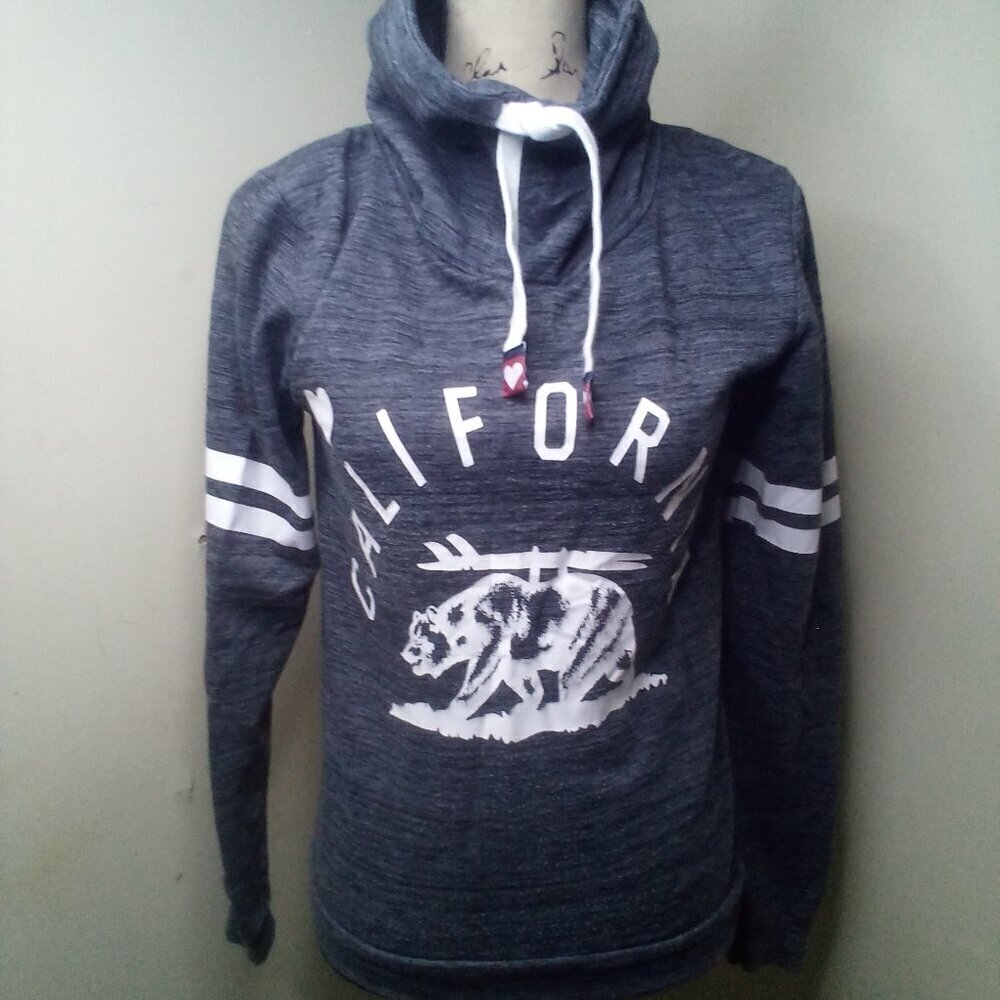 On Fire Shirt M Women Cowl Neck Long Sleeve California Bear Gray White - Picture 2 of 16